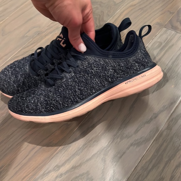 APL Techloom Phantom - Picture 3 of 6